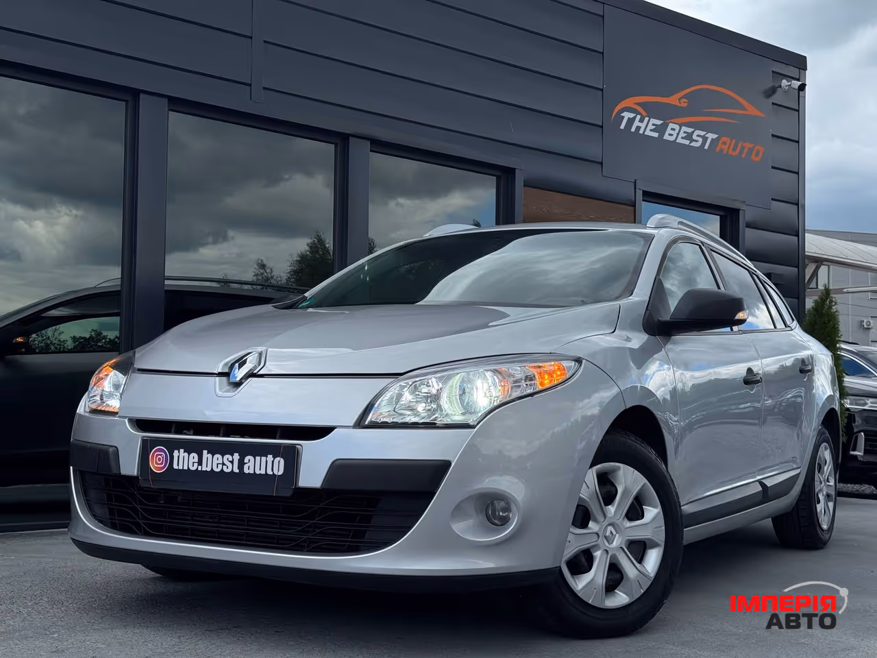 Renault Megane - фото 1