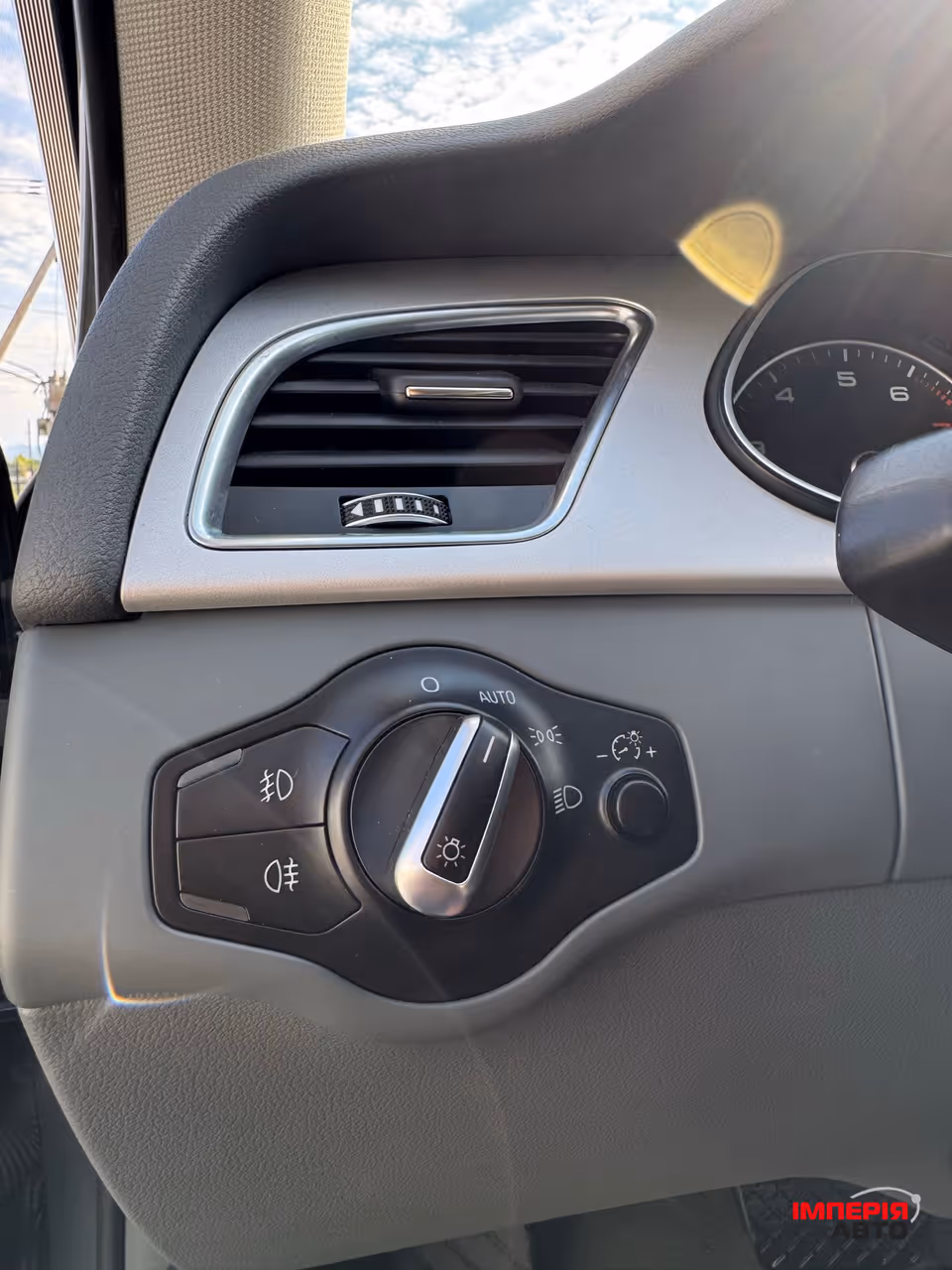 Audi A4 - фото 12