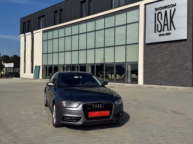 Audi A4 - зображення 2