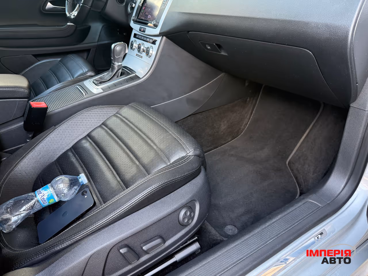 Volkswagen Passat CC - фото 22