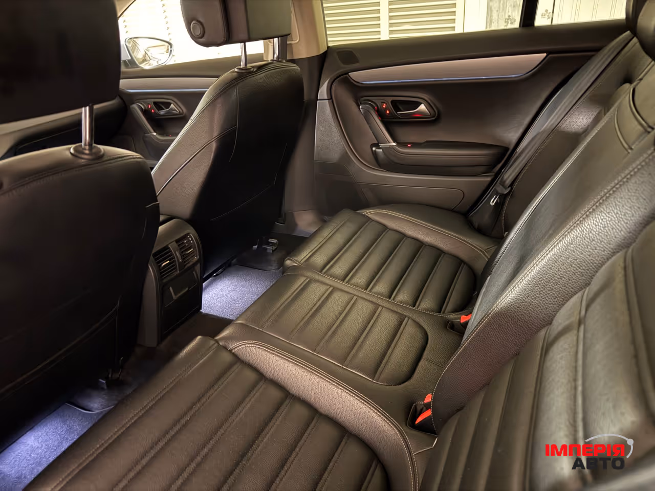 Volkswagen Passat CC - фото 27