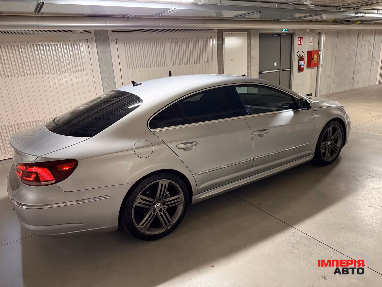 Volkswagen Passat CC - фото 32