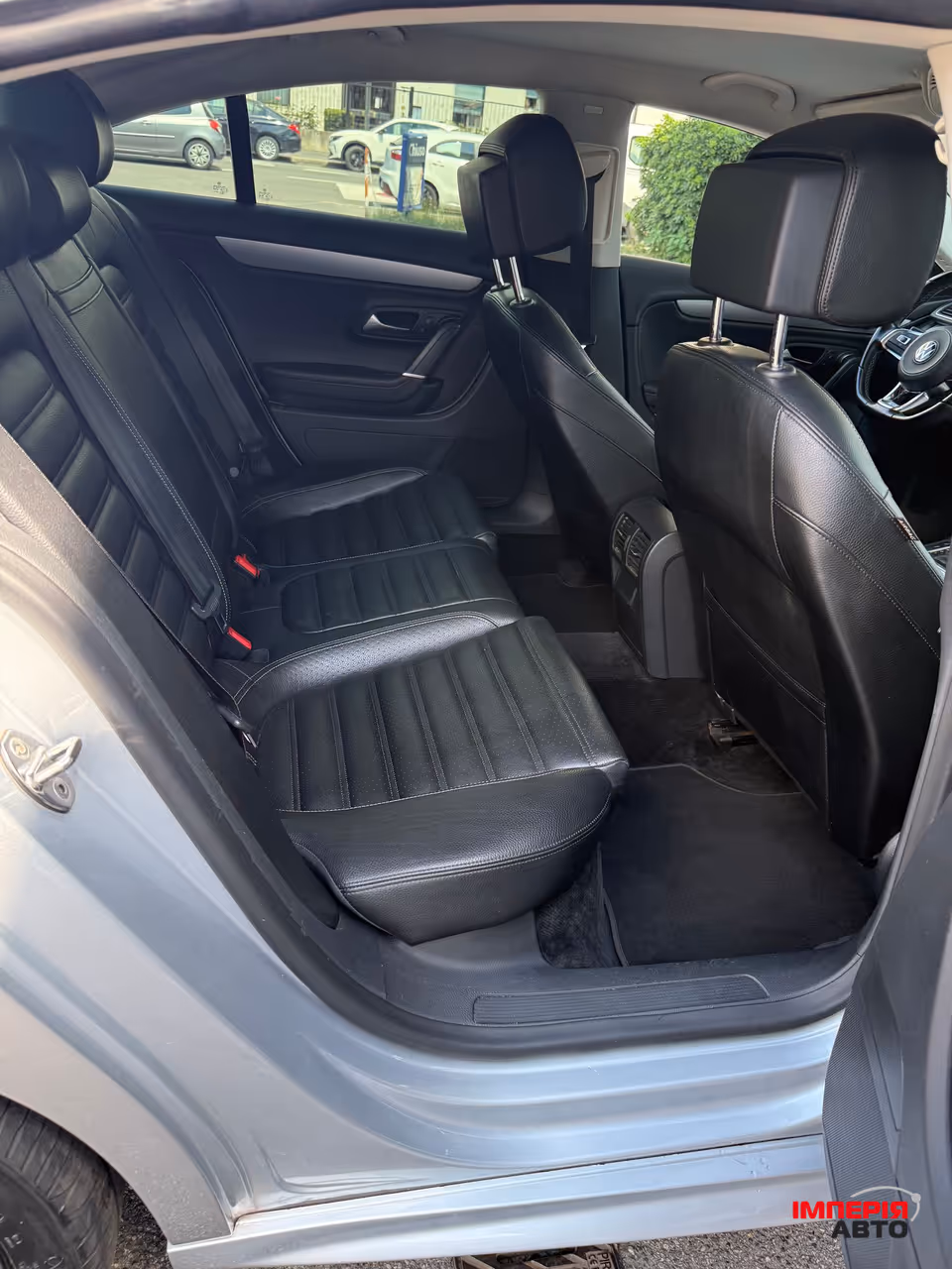Volkswagen Passat CC - фото 18
