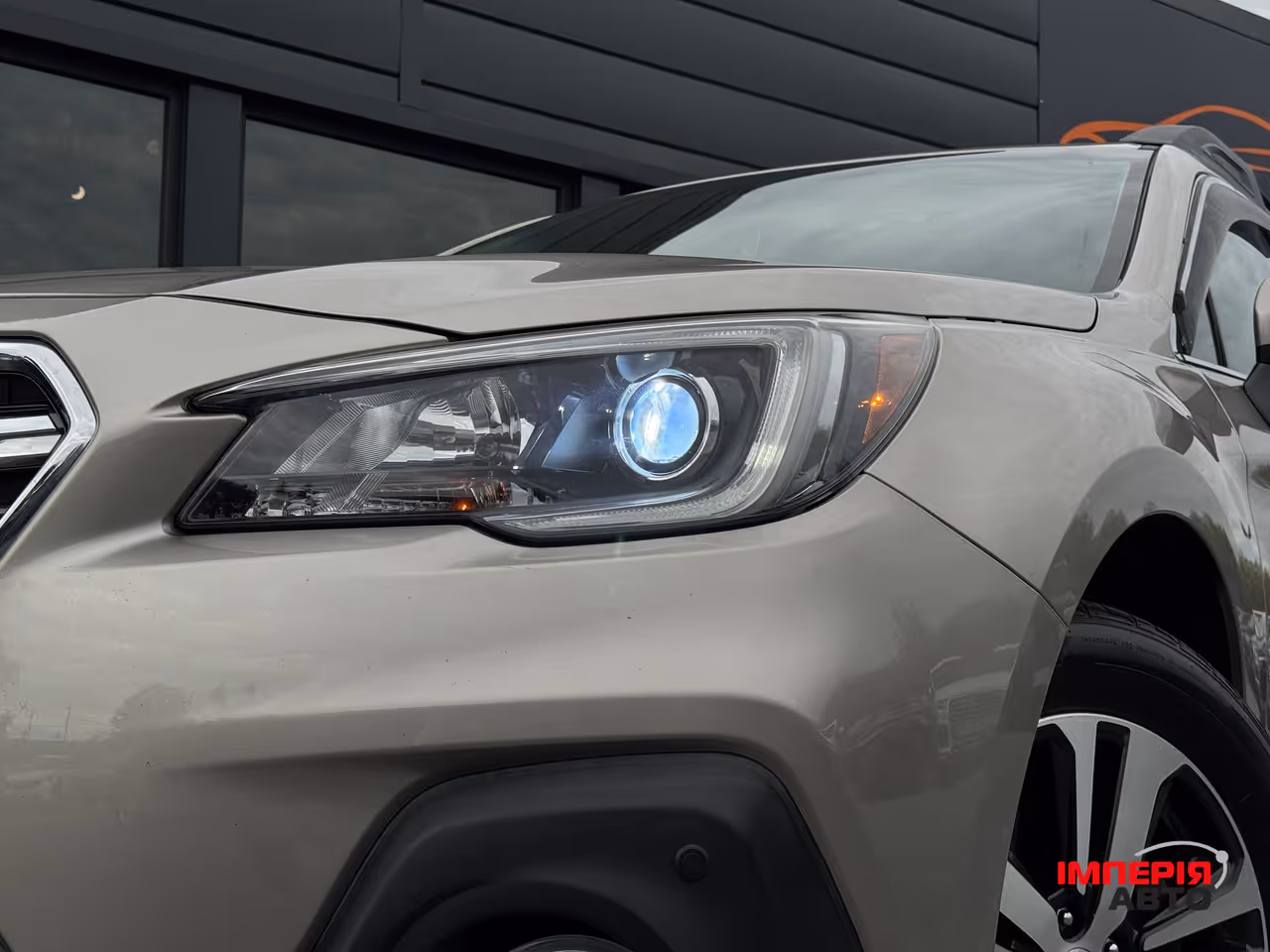 Subaru Outback - фото 5