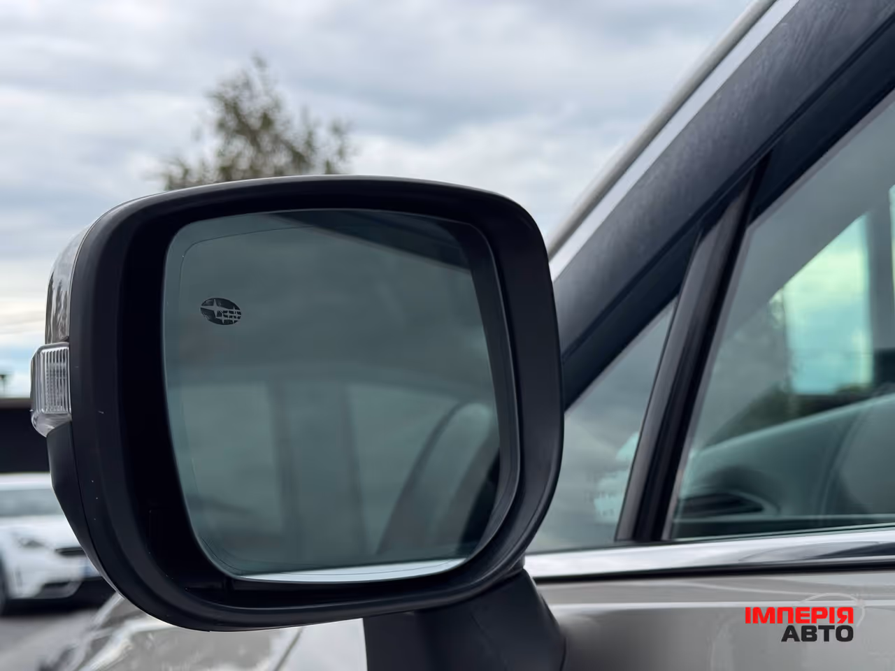 Subaru Outback - фото 7
