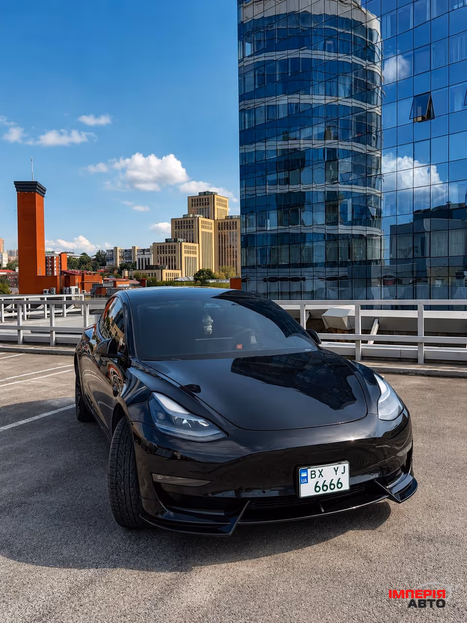 Tesla Model 3 - фото 8