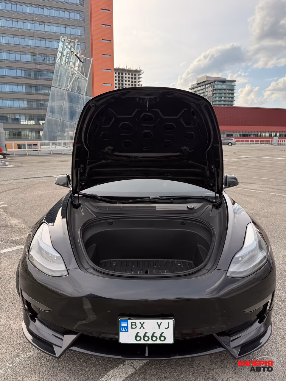 Tesla Model 3 - фото 13