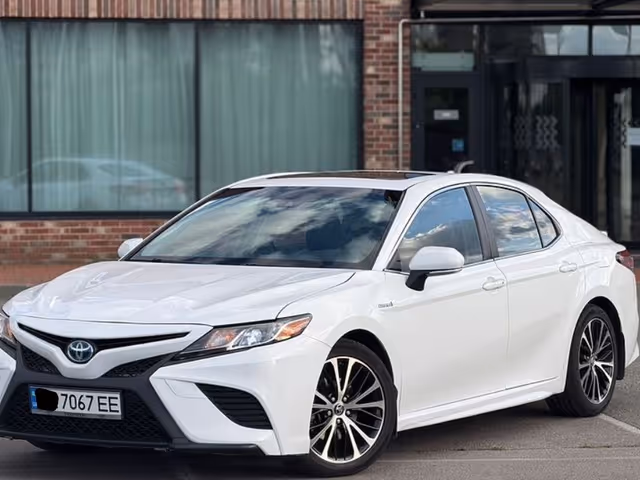 Toyota Camry - зображення 2