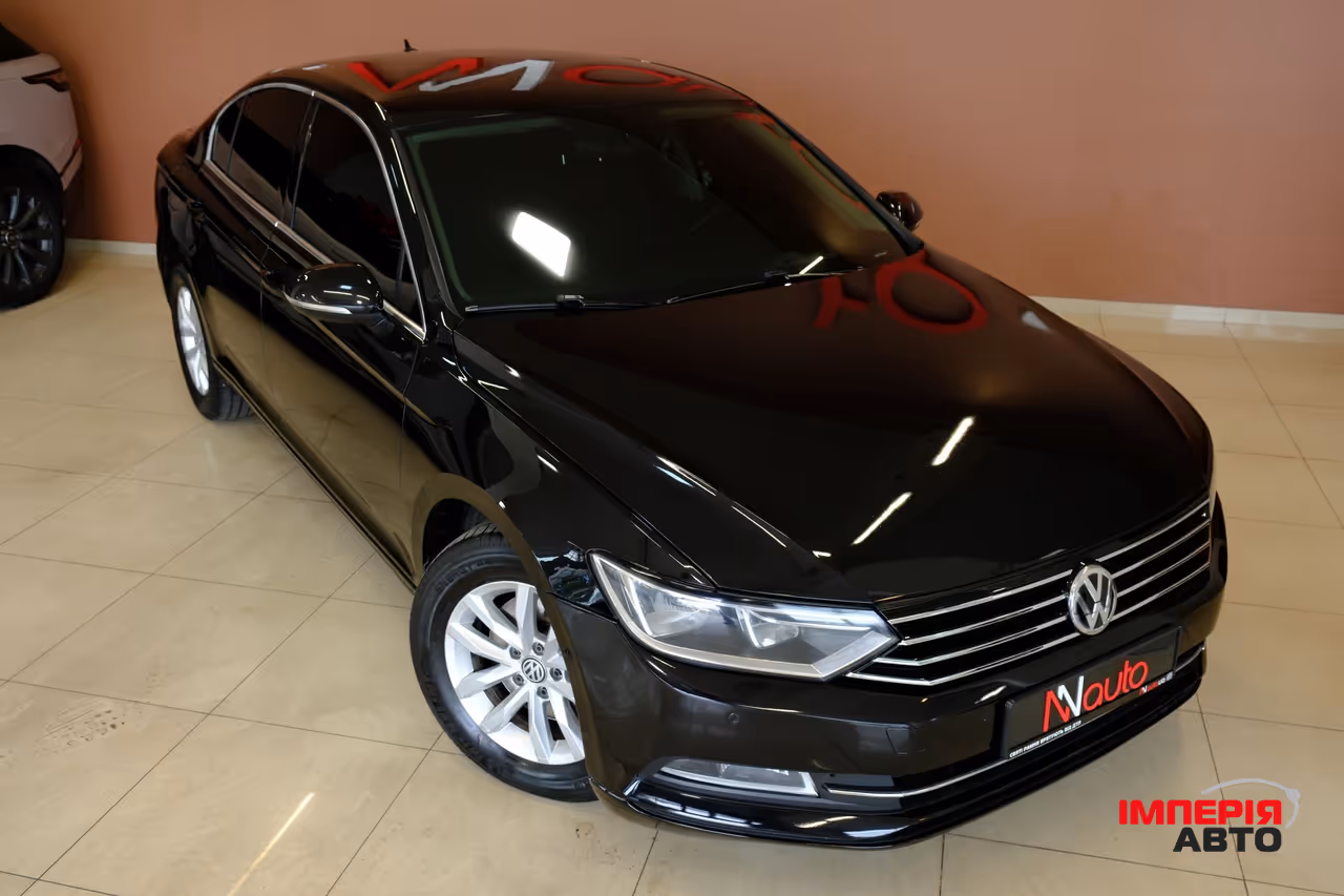 Volkswagen Passat - фото 4