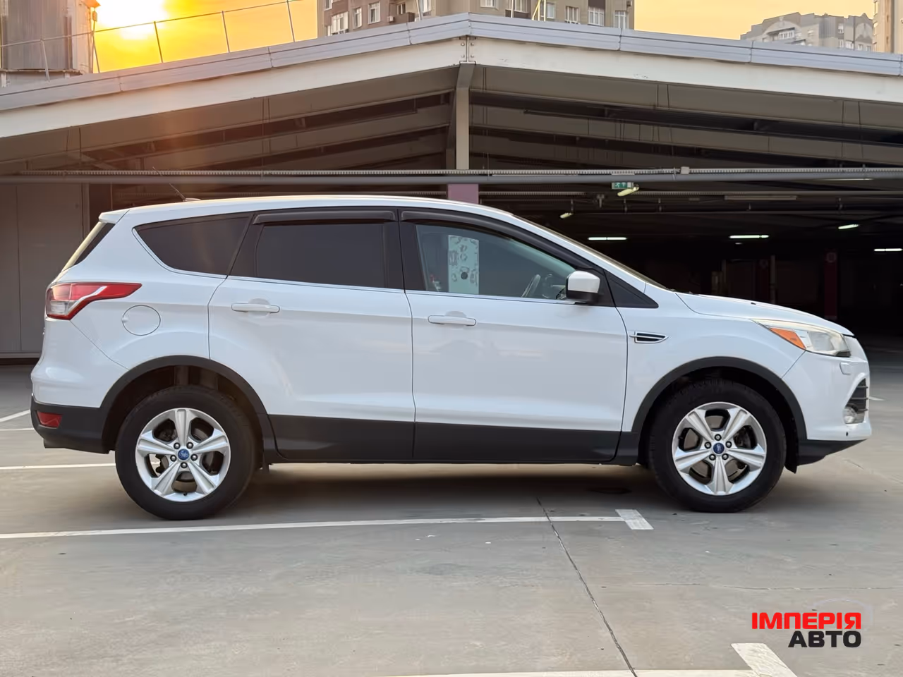 Ford Escape - фото 15