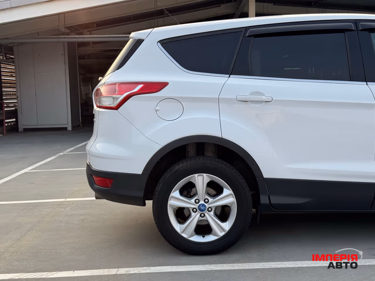 Ford Escape - фото 17