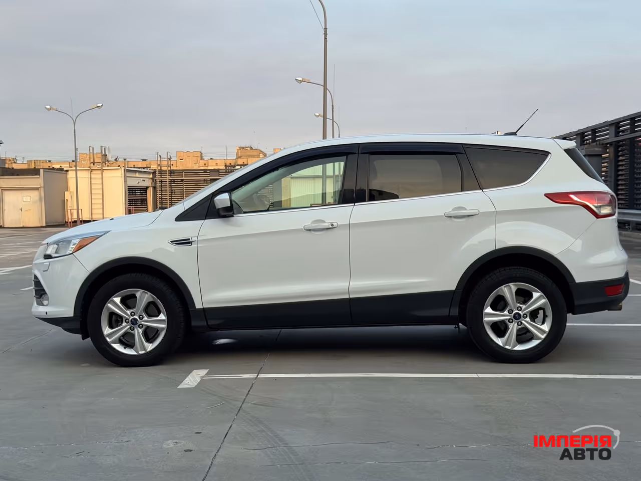 Ford Escape - фото 18