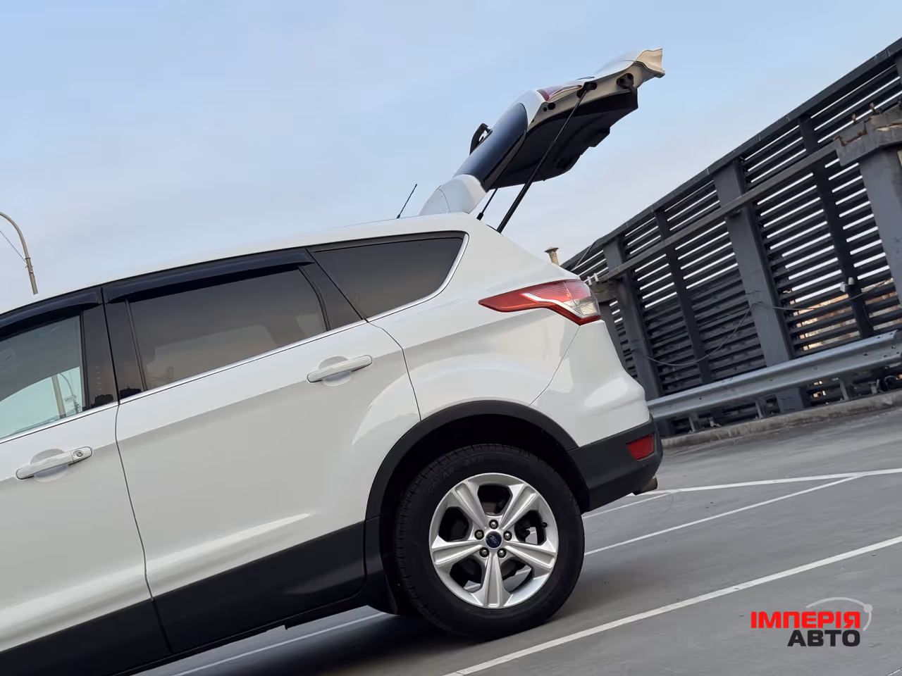 Ford Escape - фото 72