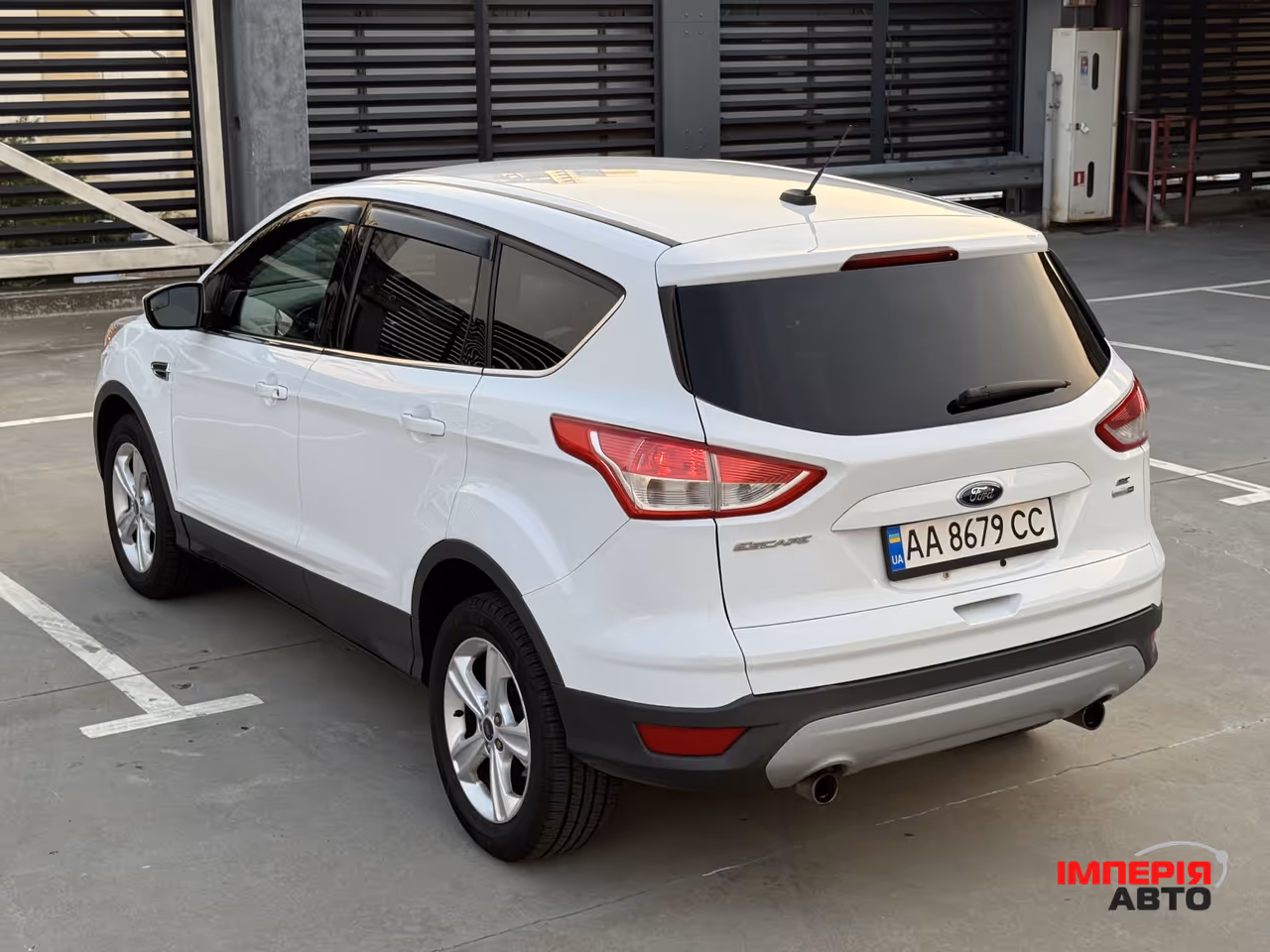 Ford Escape - фото 10