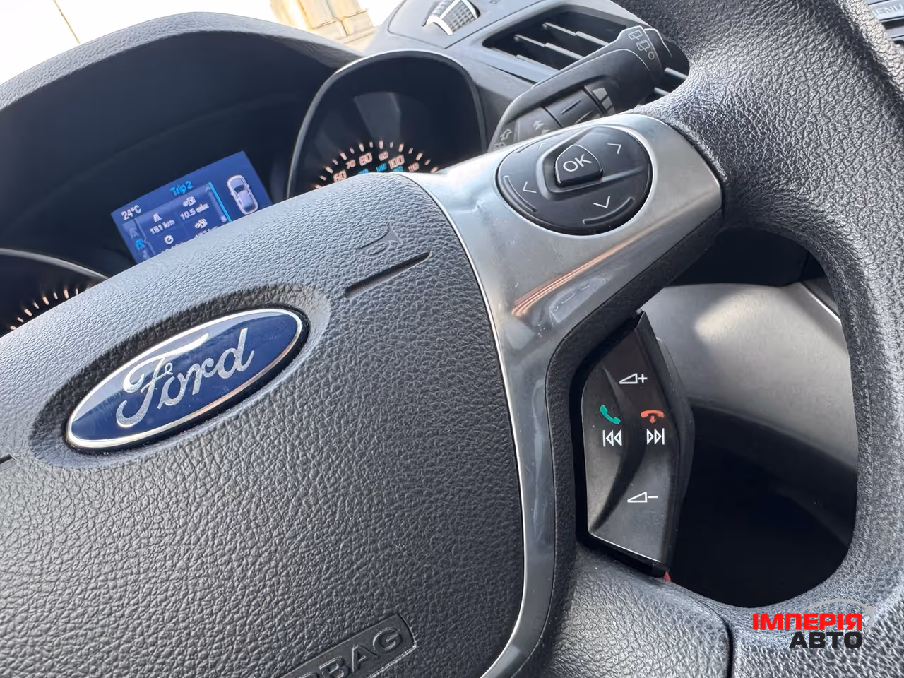 Ford Escape - фото 54
