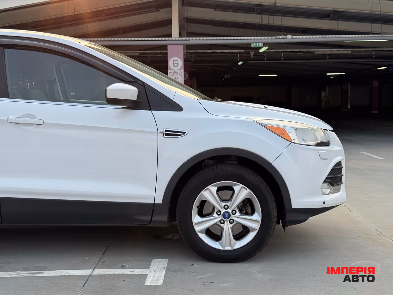 Ford Escape - фото 16