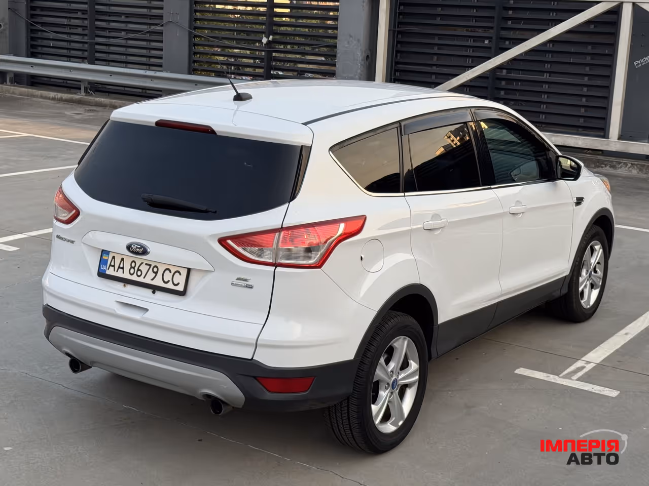 Ford Escape - фото 14