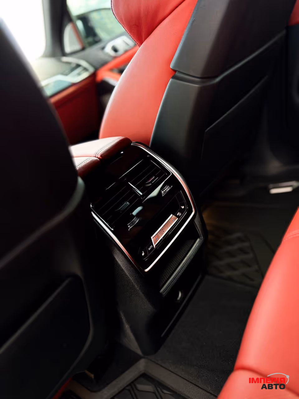 BMW X5 M - фото 33