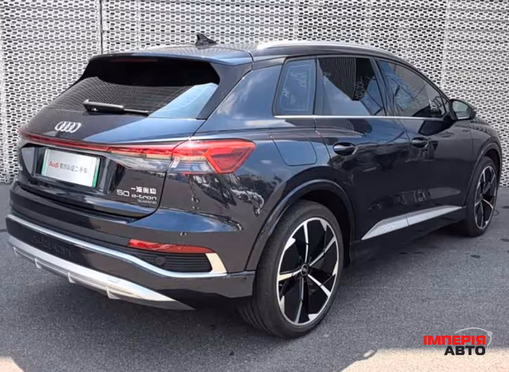 Audi Q4 e-tron - фото 3