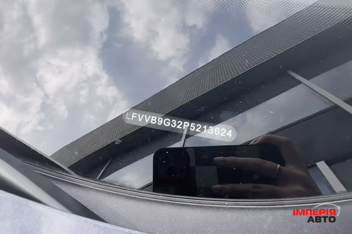 Audi Q4 e-tron - фото 13