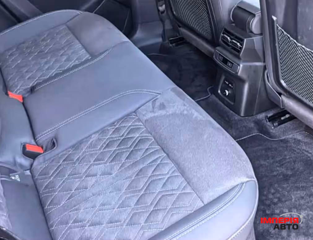 Audi Q4 e-tron - фото 11