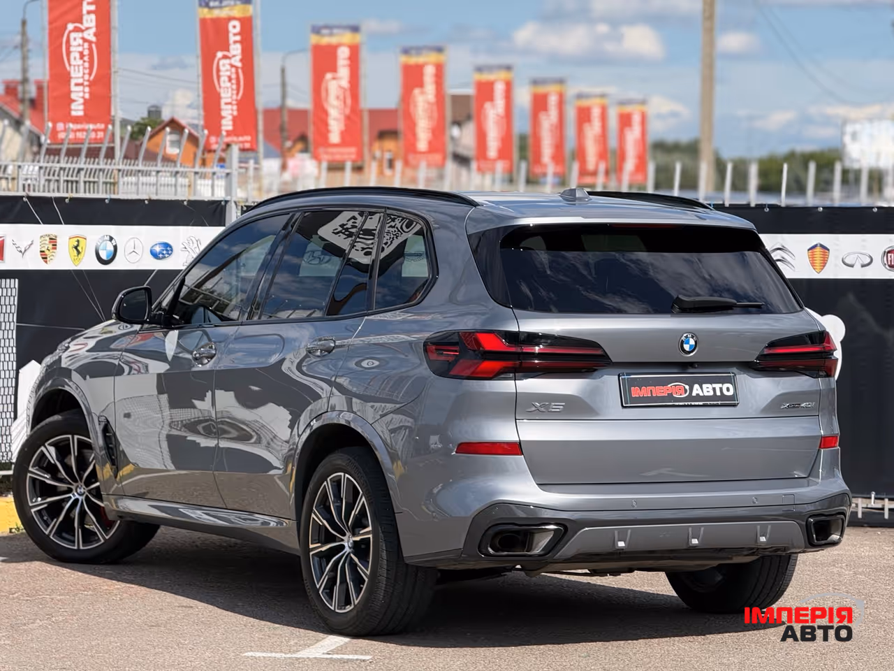 BMW X5 - фото 6