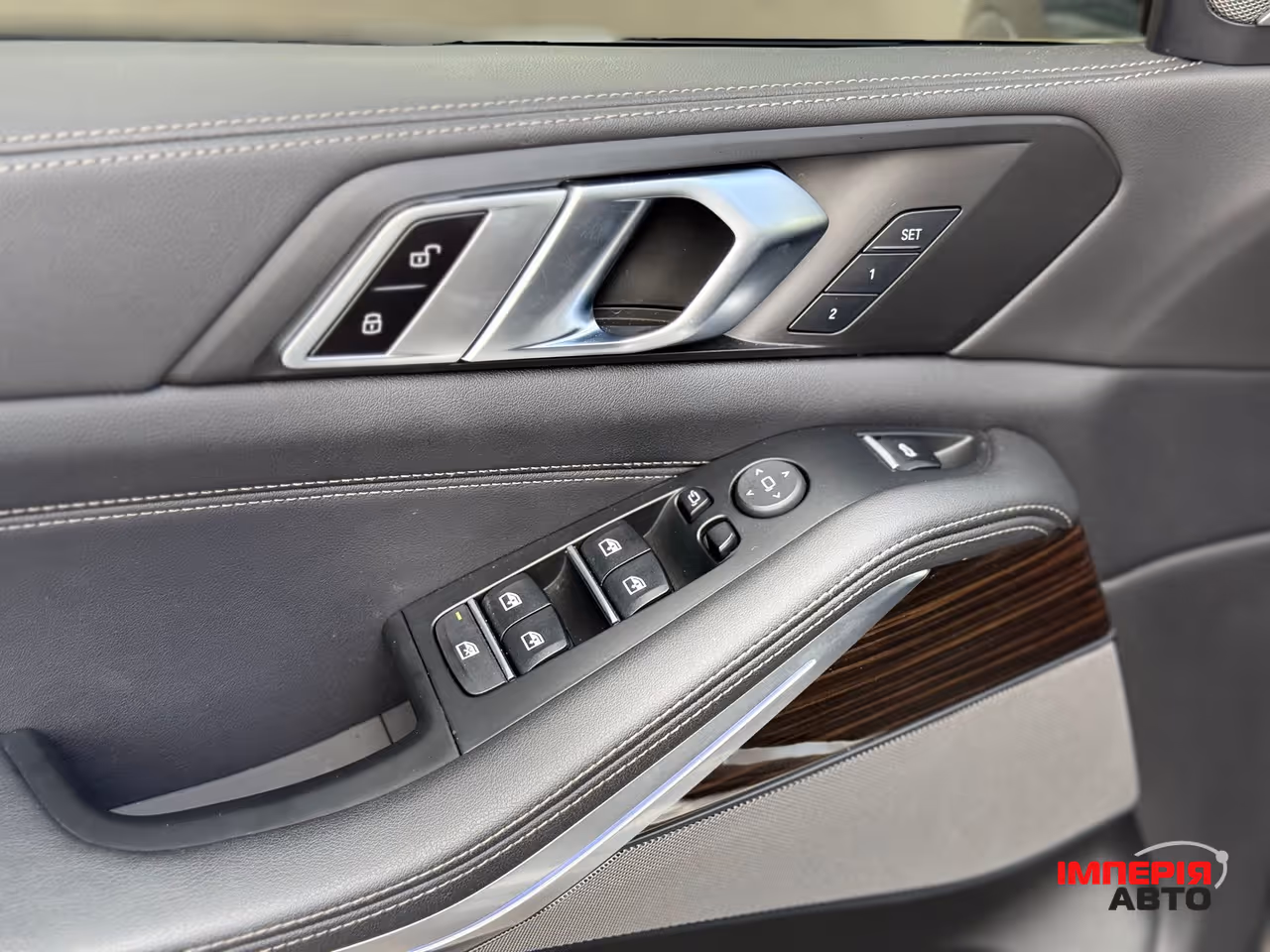 BMW X5 - фото 31