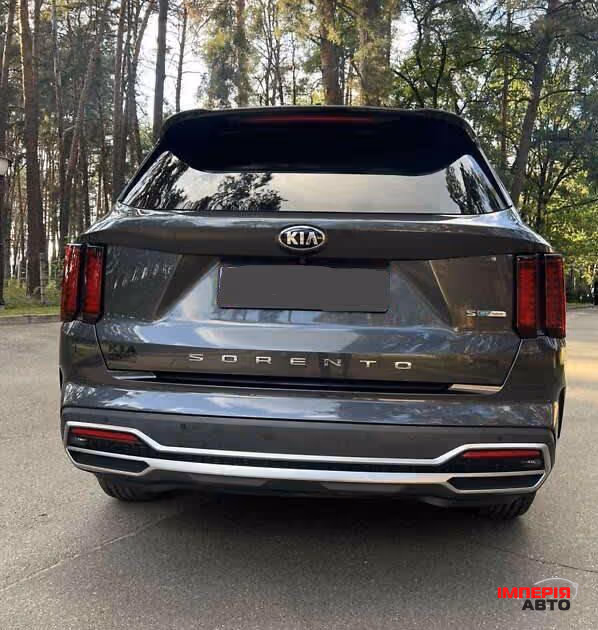 Kia Sorento - фото 4
