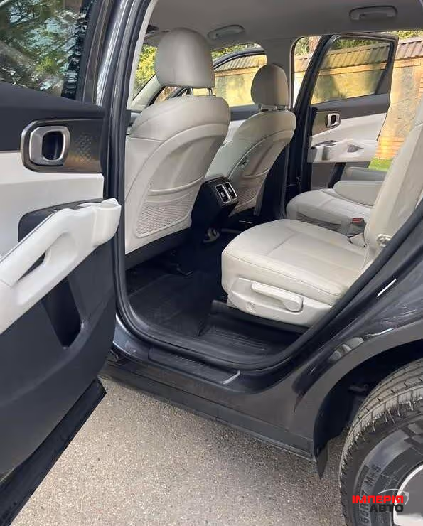 Kia Sorento - фото 6