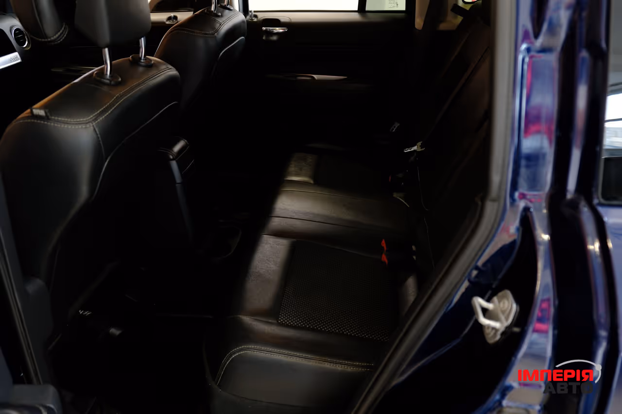 Jeep Compass - фото 8