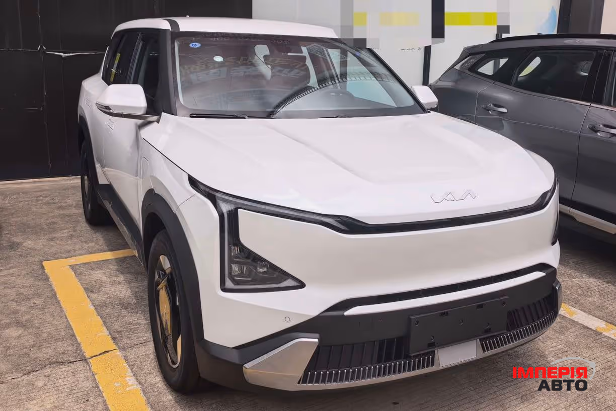 Kia EV5 - фото 1