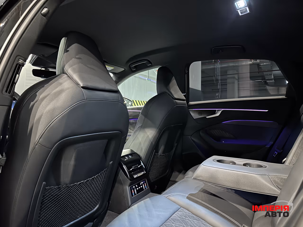 Audi A6 - фото 6