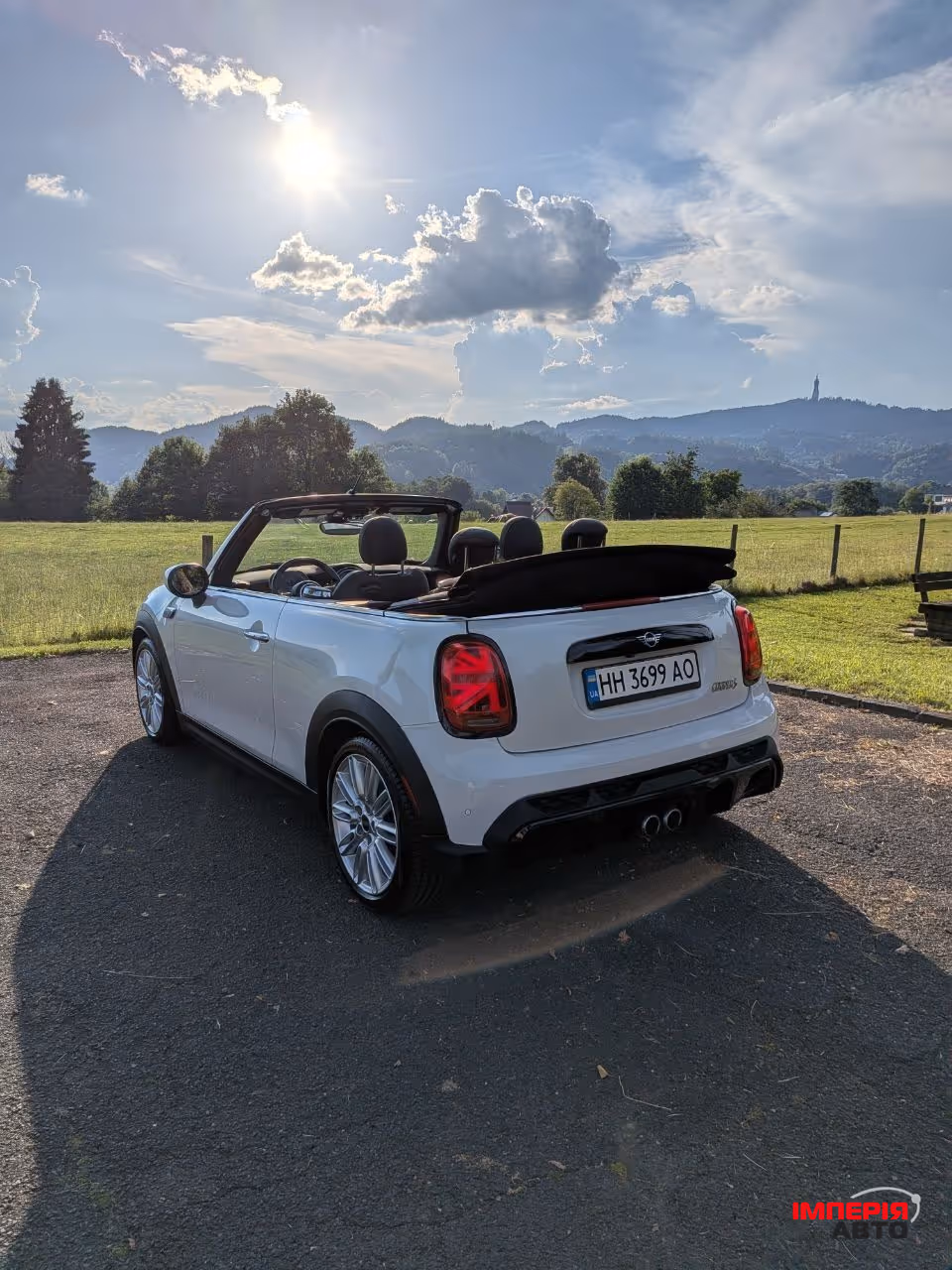Mini Cabrio - фото 1