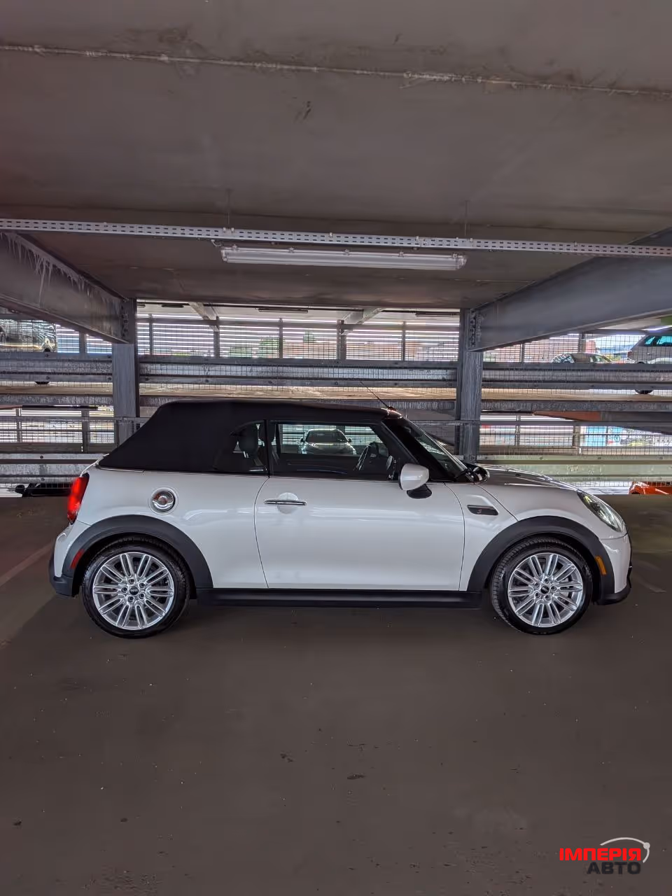 Mini Cabrio - фото 12