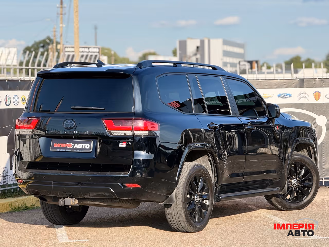 Toyota Land Cruiser - фото 6
