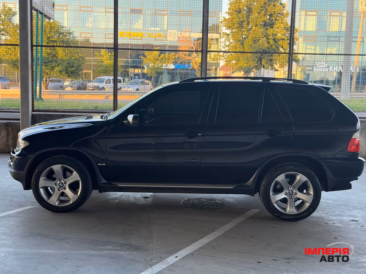 BMW X5 - фото 6