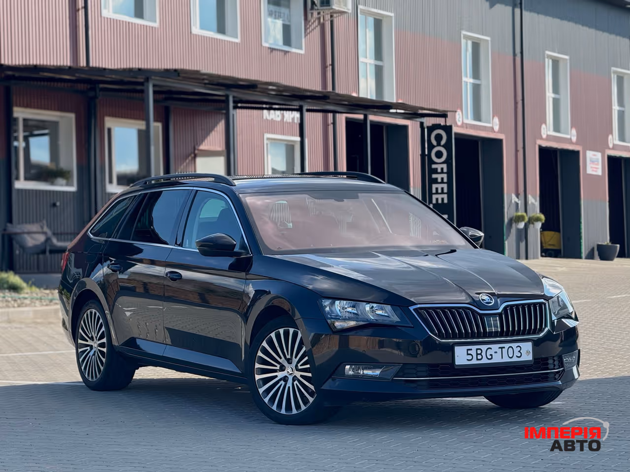 Skoda Superb - фото 2
