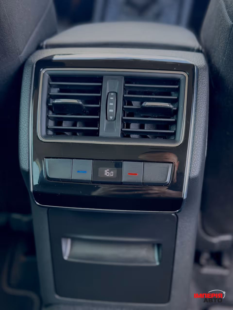 Skoda Superb - фото 48