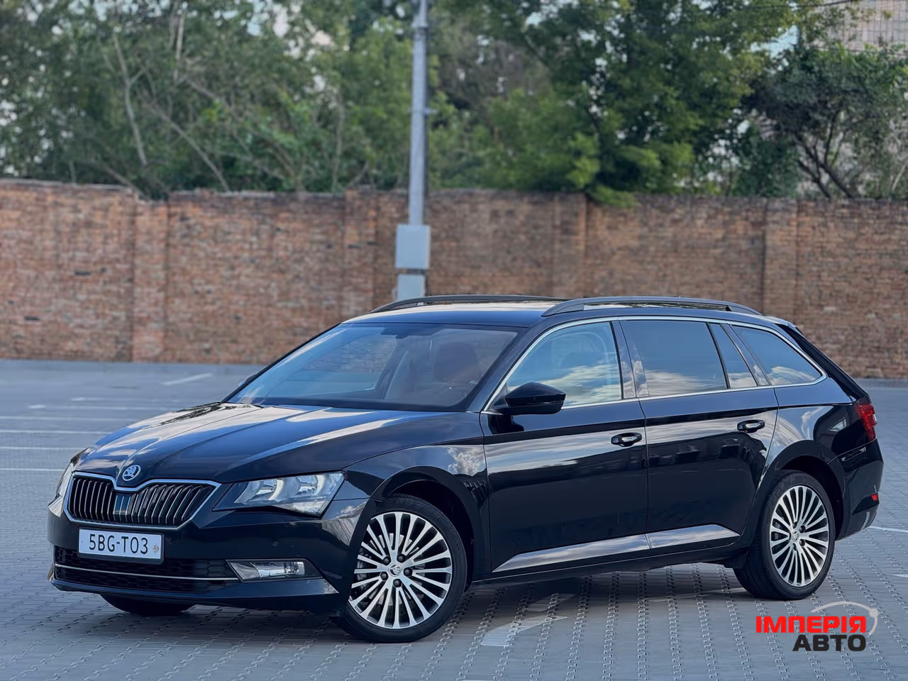 Skoda Superb - фото 21