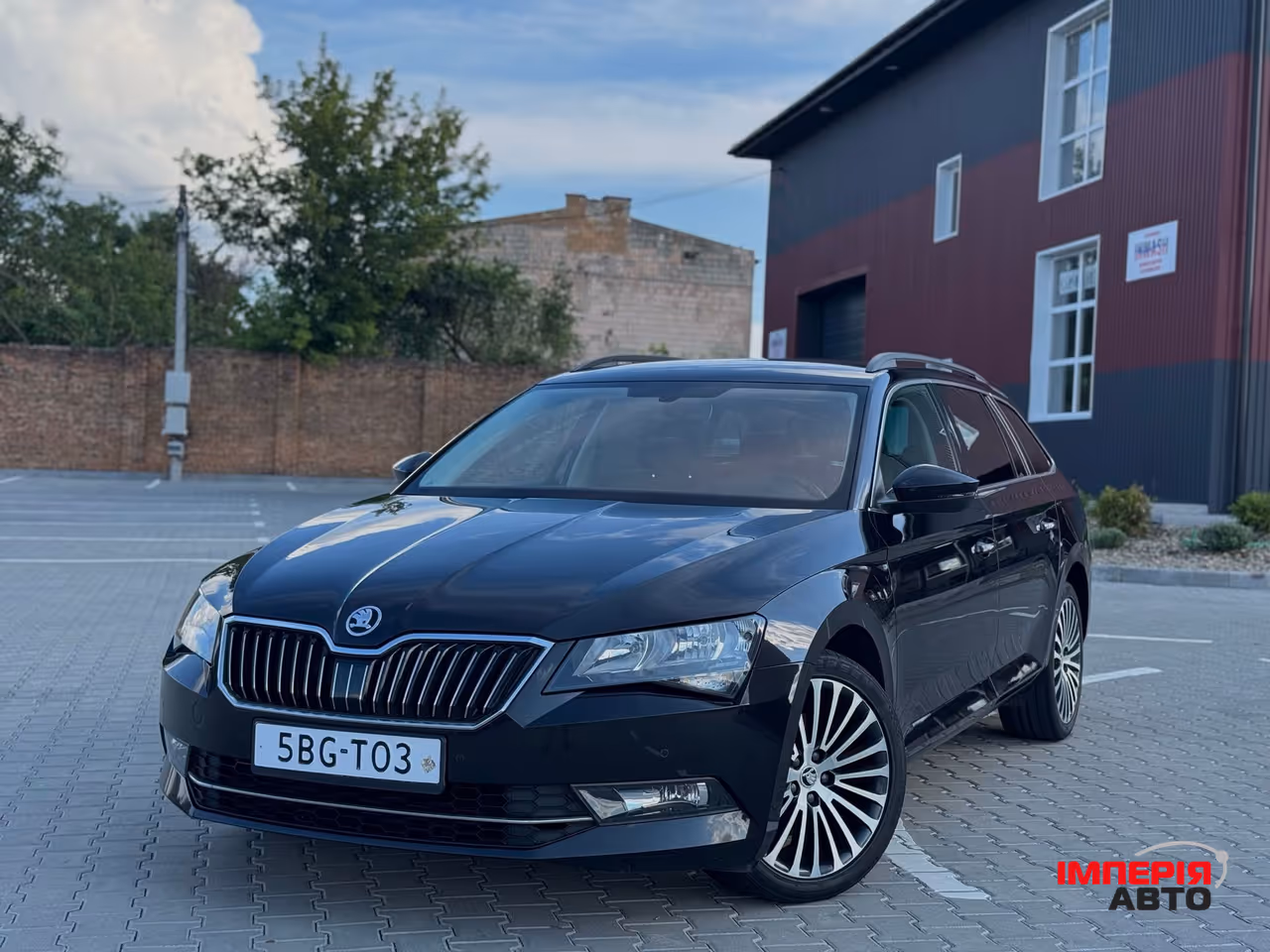 Skoda Superb - фото 19