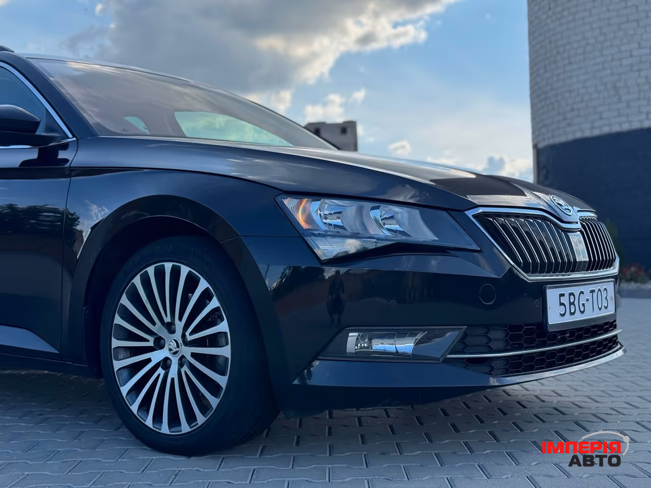 Skoda Superb - фото 6