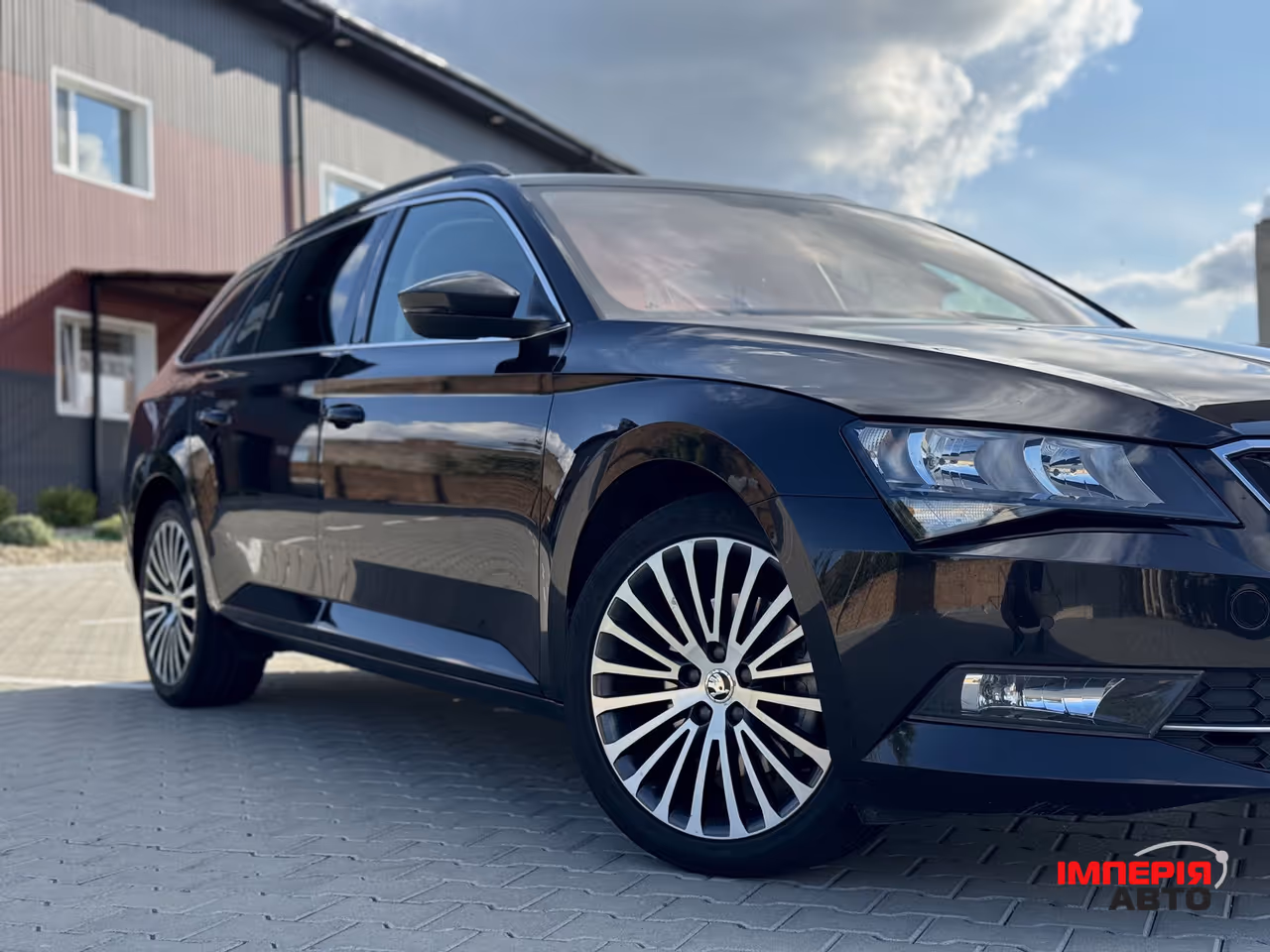 Skoda Superb - фото 5