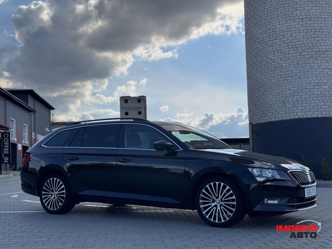 Skoda Superb - фото 7