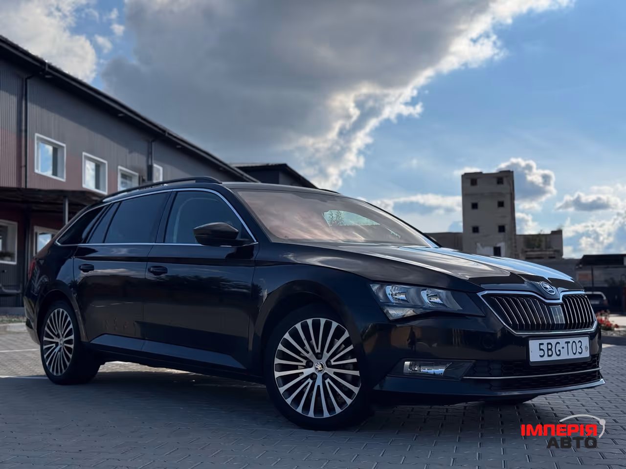 Skoda Superb - фото 4