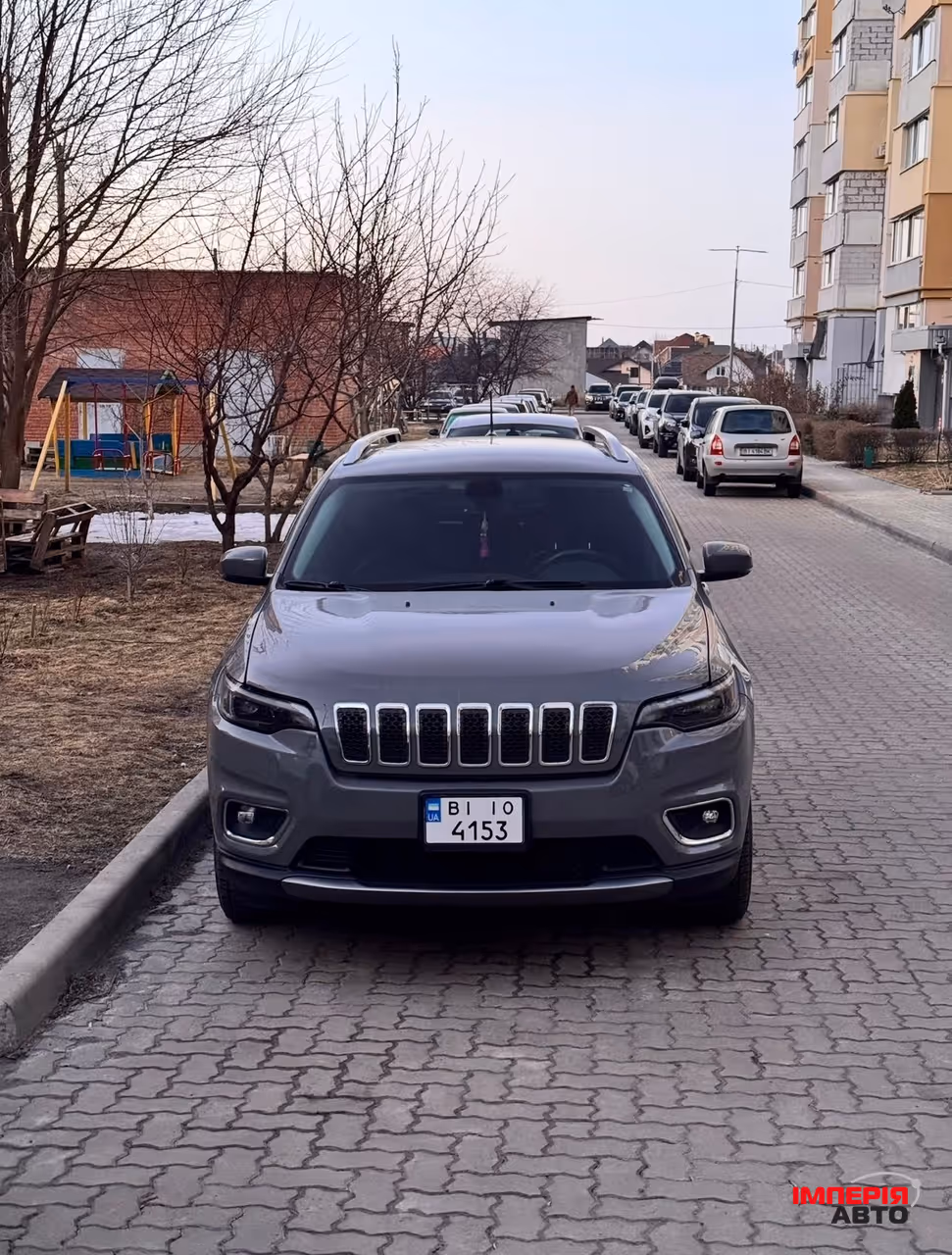 Jeep Cherokee - фото 11