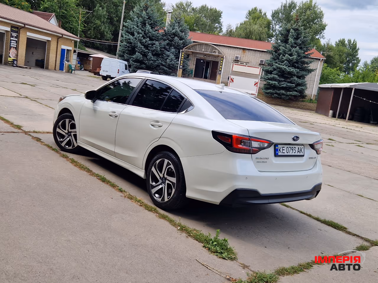 Subaru Legacy - фото 6