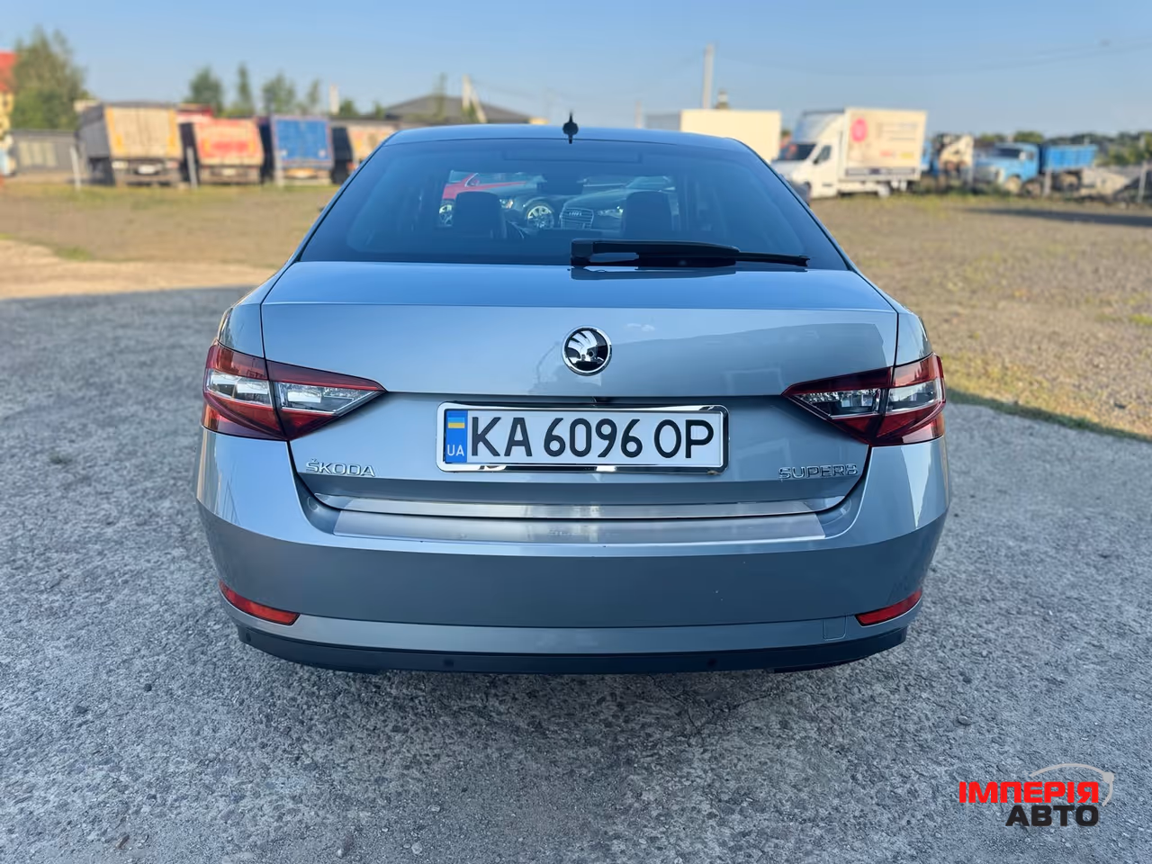 Skoda Superb - фото 6