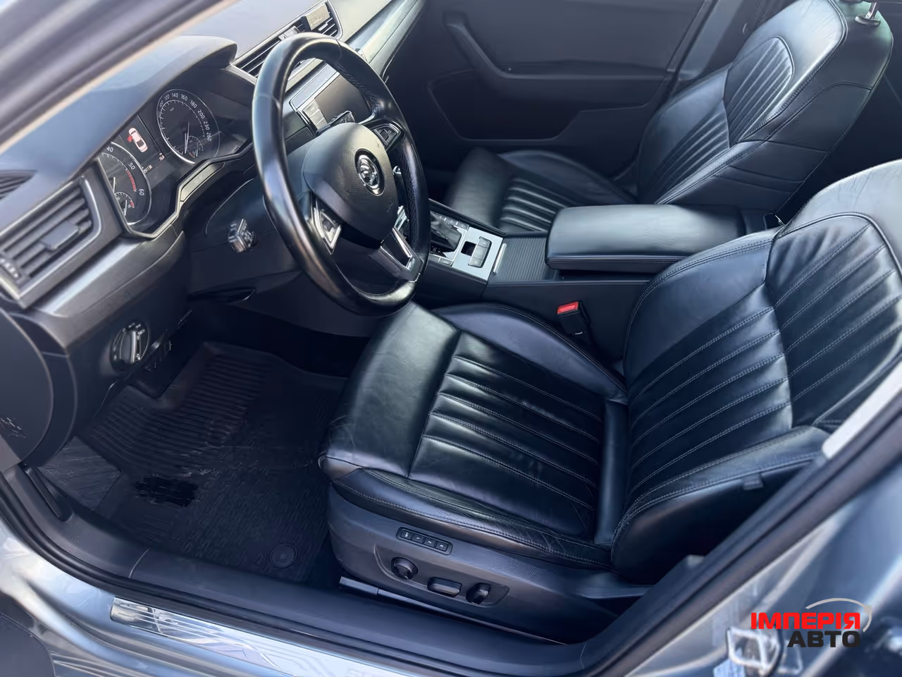 Skoda Superb - фото 23
