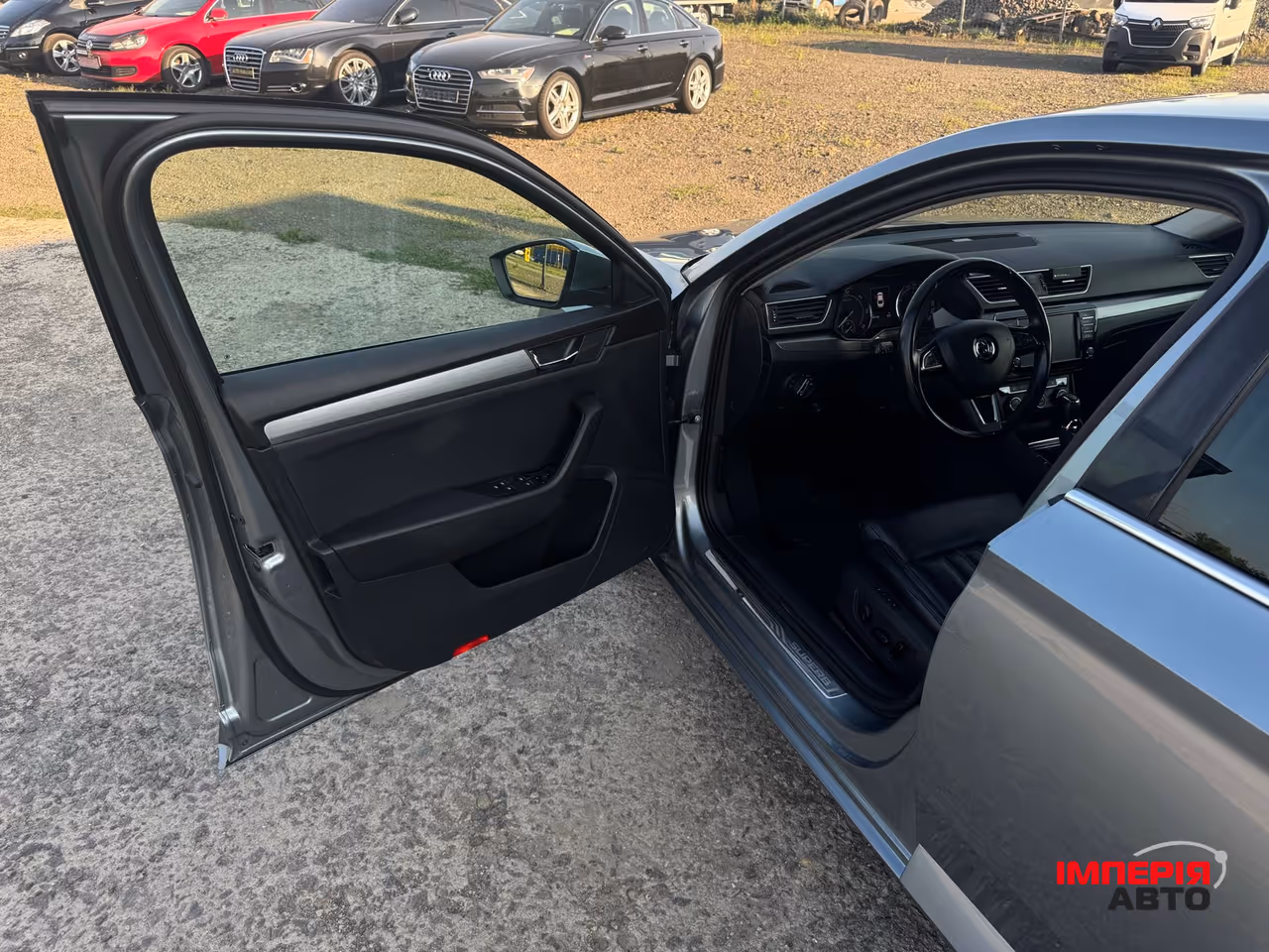 Skoda Superb - фото 21