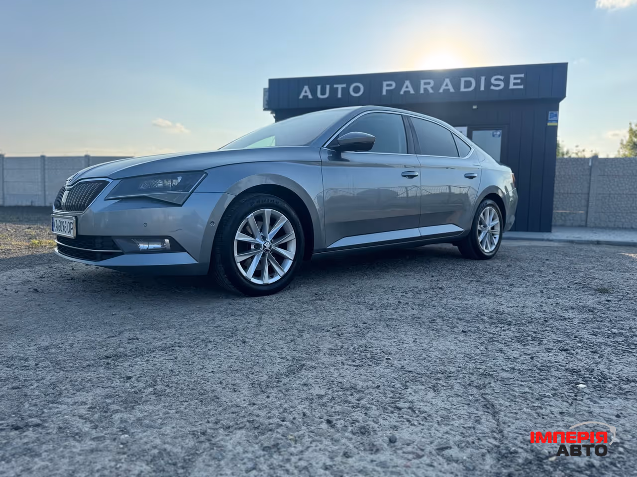 Skoda Superb - фото 1